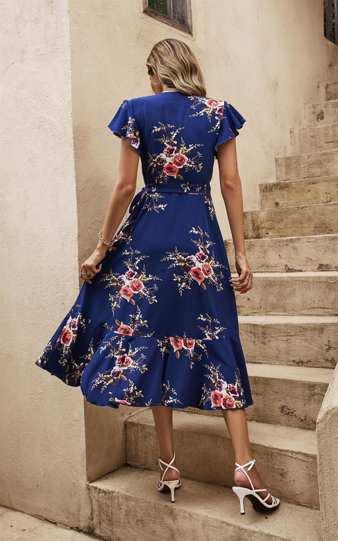 Sommernacht Wickelkleid mit Blumen in Navy