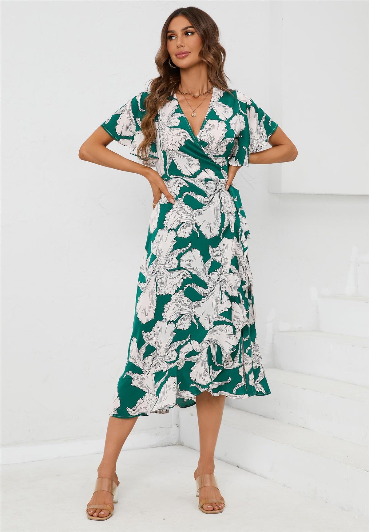Botanica Wickelkleid mit großen Blüten in Grün