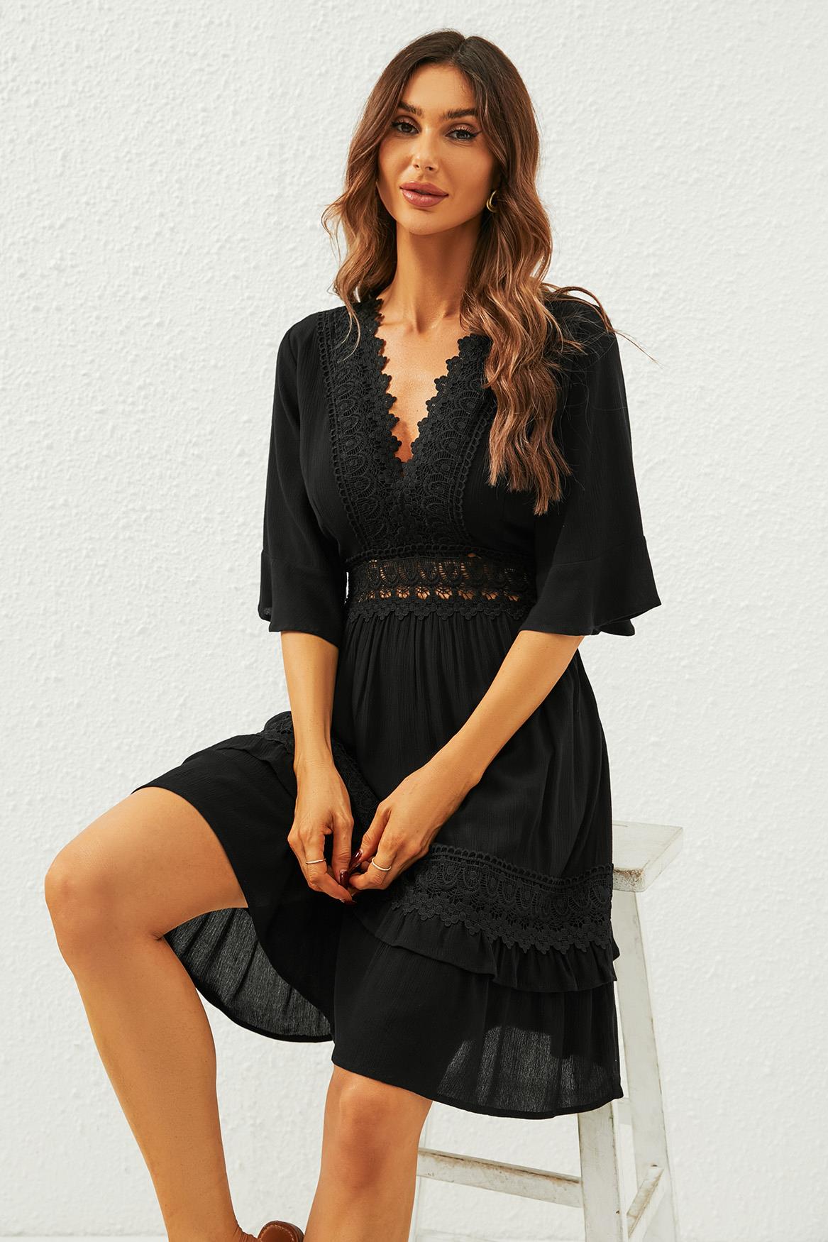 Mitternachtsspitze Boho Kleid mit Volantärmeln