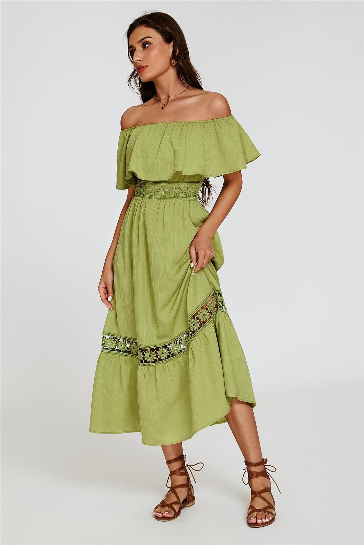 Pistazie Carmen Maxikleid mit Häkelspitze