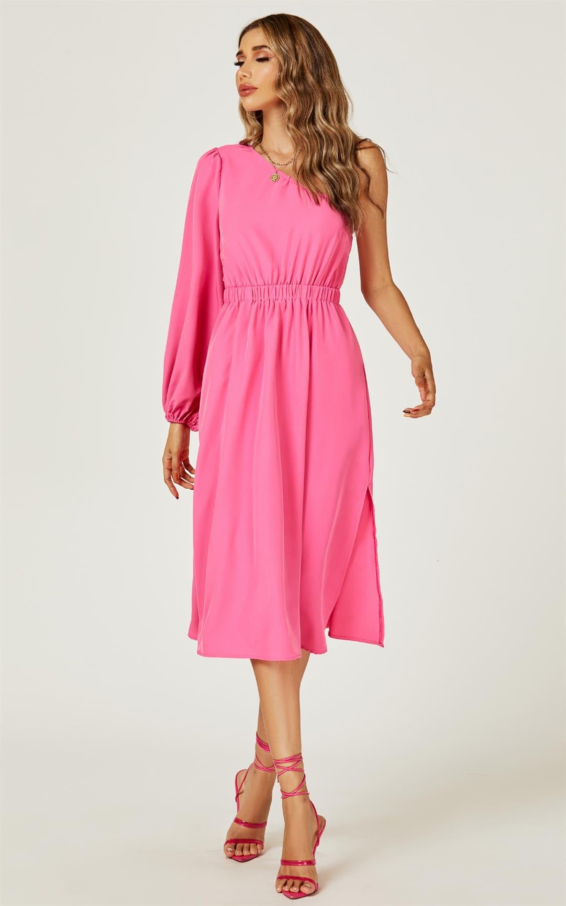 Hibiskus One Shoulder Midikleid mit Kettenträger