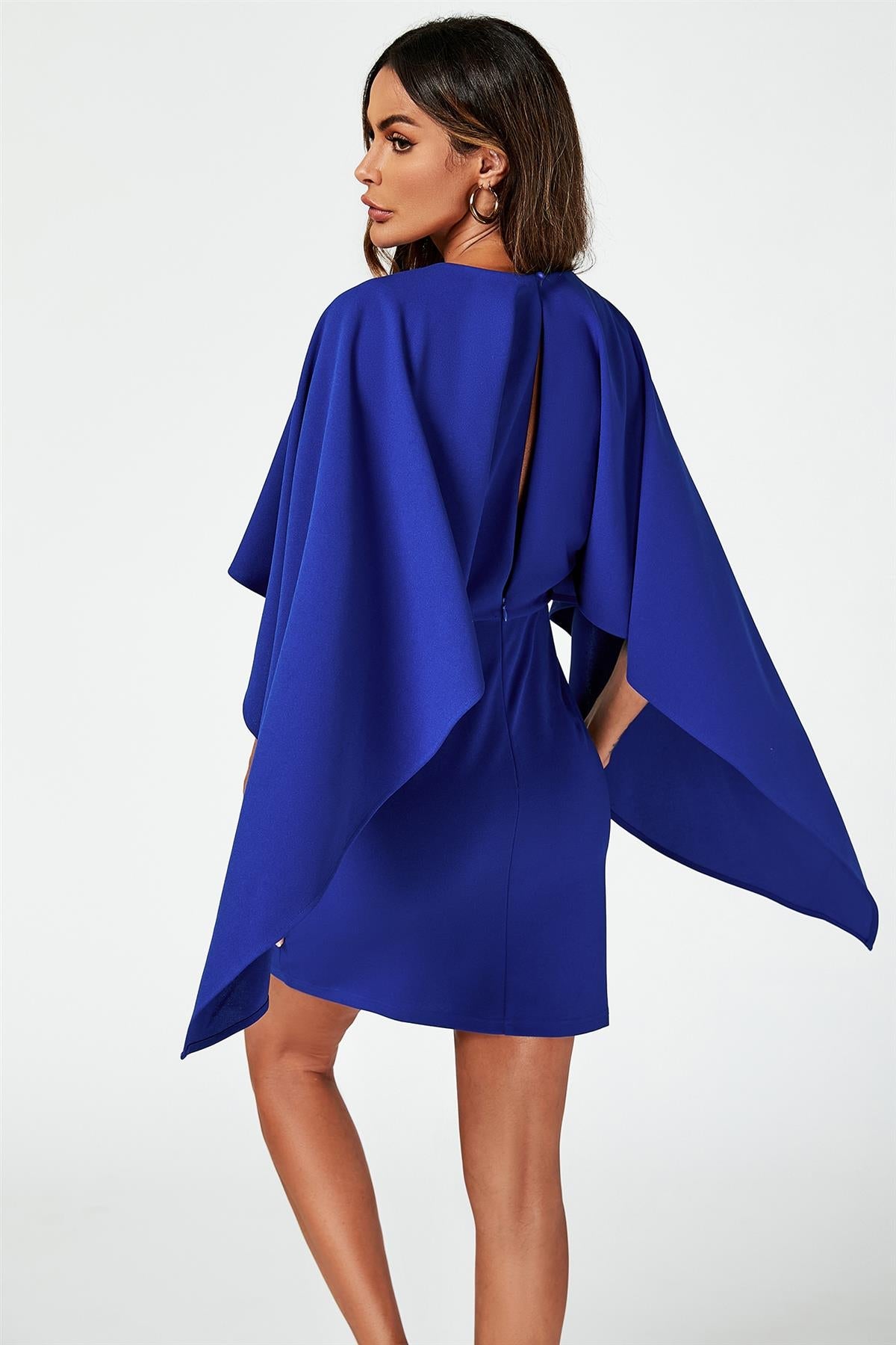 Saphir Cape Minikleid mit Rückenausschnitt