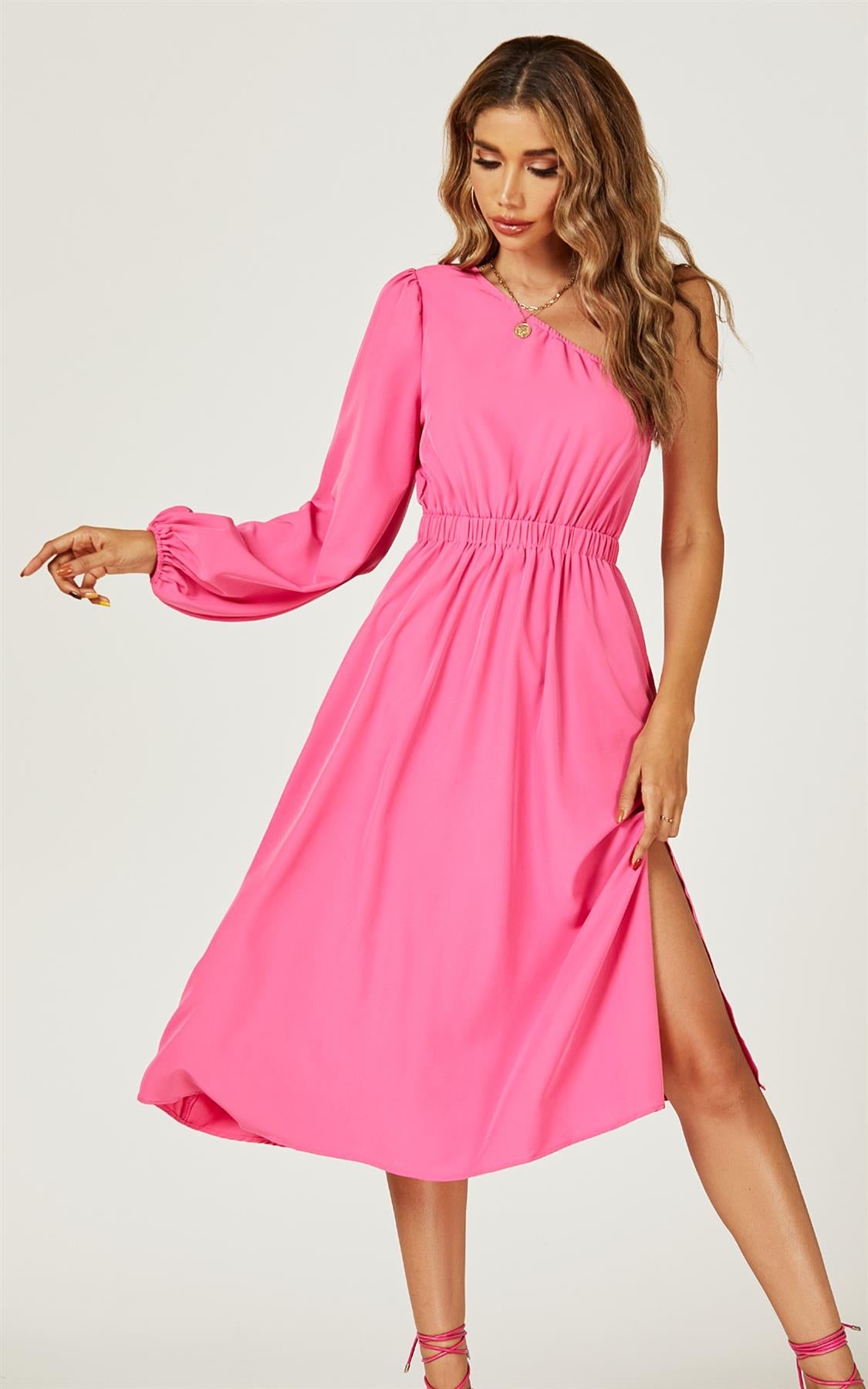 Hibiskus One Shoulder Midikleid mit Kettenträger